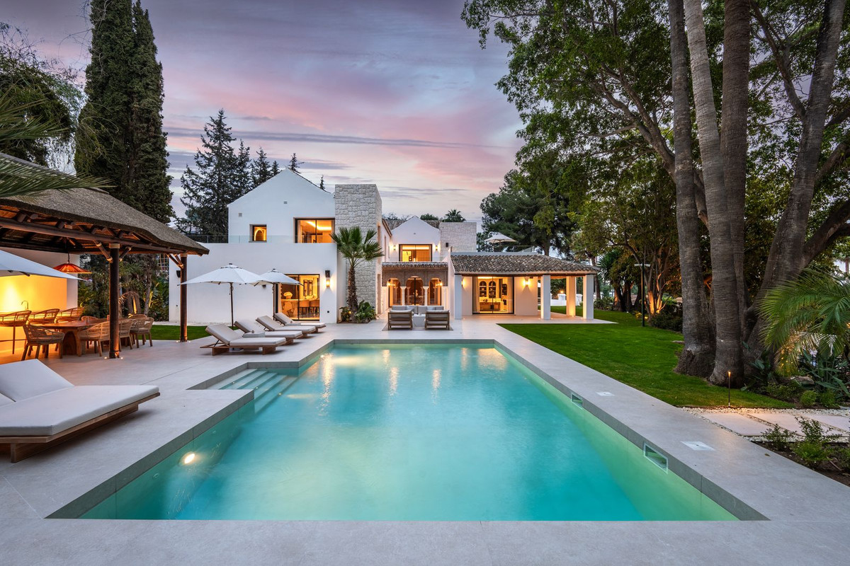 Nueva Andalucía, Marbella